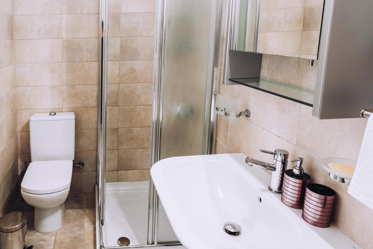 Minimal Townhouse Center Paphos Βίλα Εξωτερικό φωτογραφία