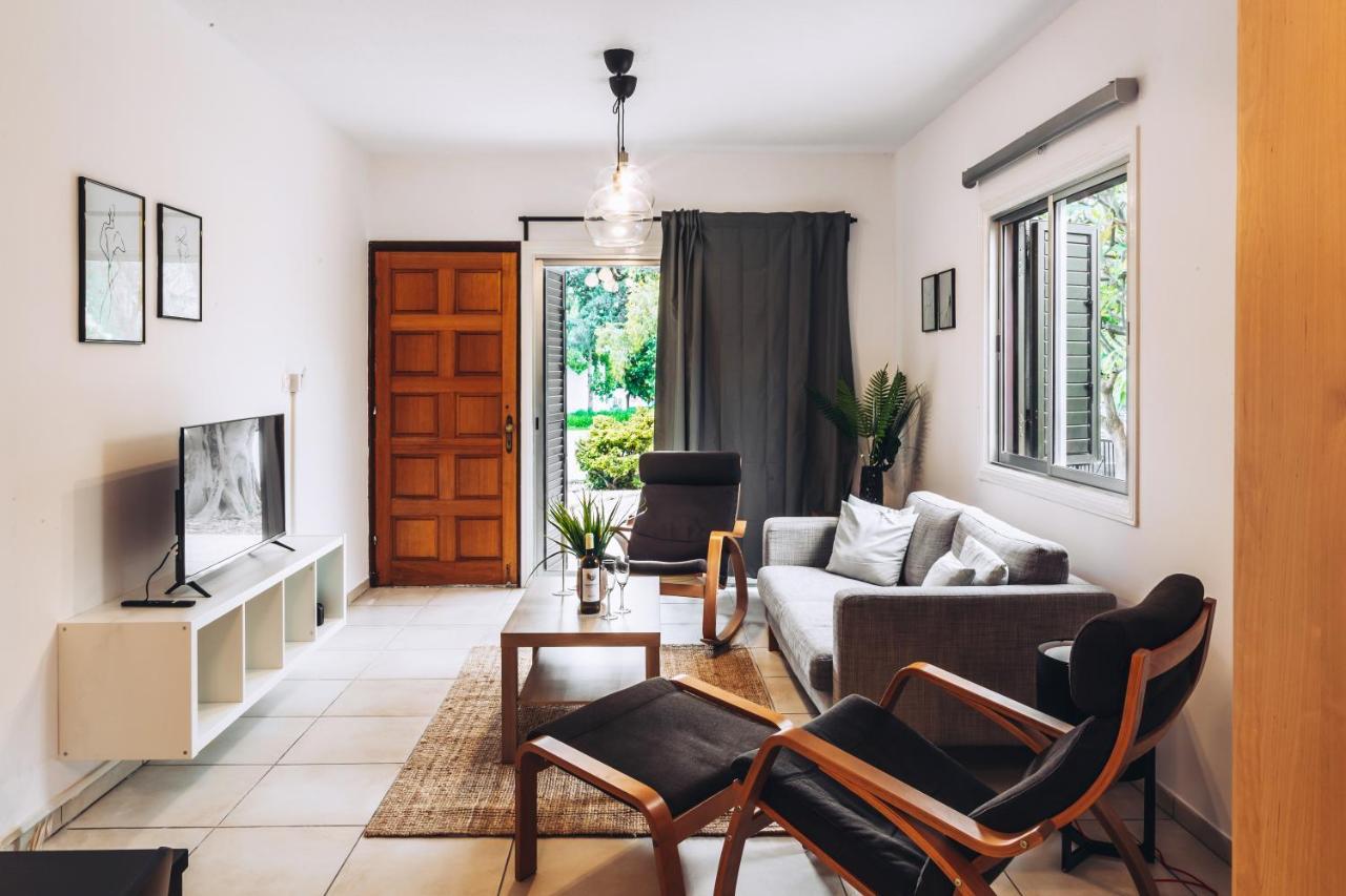 Minimal Townhouse Center Paphos Βίλα Εξωτερικό φωτογραφία