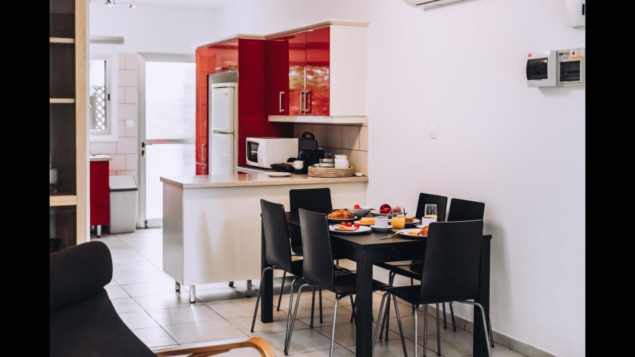 Minimal Townhouse Center Paphos Βίλα Εξωτερικό φωτογραφία