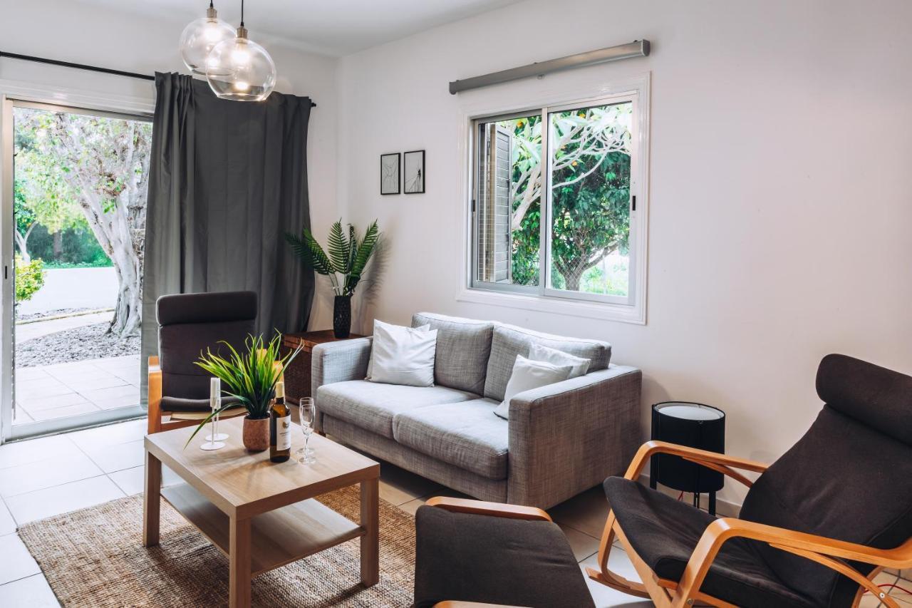 Minimal Townhouse Center Paphos Βίλα Εξωτερικό φωτογραφία