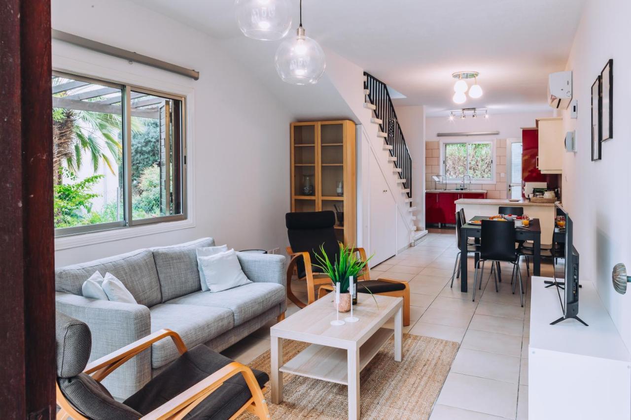 Minimal Townhouse Center Paphos Βίλα Εξωτερικό φωτογραφία